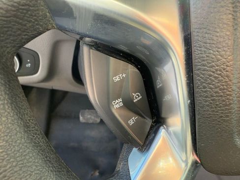 Used 2022 Ford Transit Connect XL FWD image 11