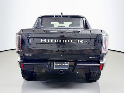 Used 2025 GMC Hummer EV 2X AWD/4WD image 6