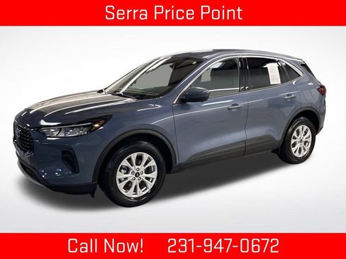 Used 2023 Ford Escape Active w/ Tech Pack #2 image 1