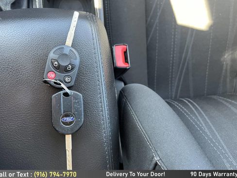 Used 2015 Ford Focus SE w/ SE Sport Package FWD image 17