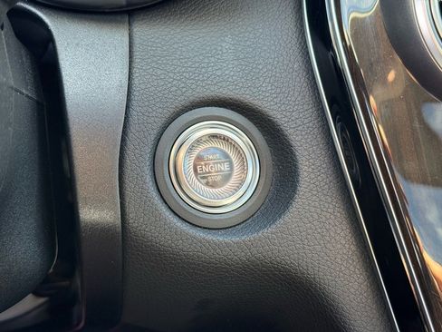 Used 2019 Mercedes-Benz C 300 Sedan image 29