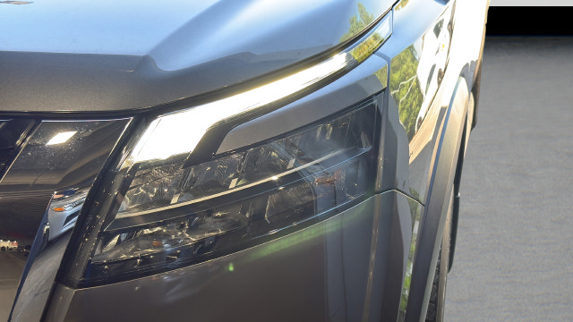 Used 2023 Nissan Pathfinder S FWD image 34