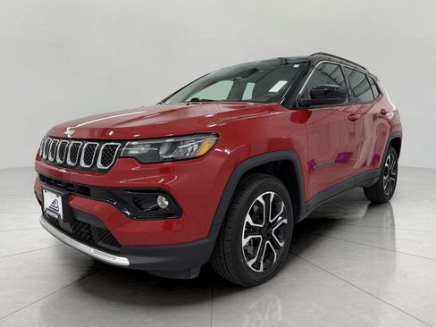 Used 2023 Jeep Compass Limited AWD/4WD image 12