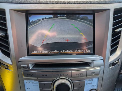 Used 2014 Subaru Outback 2.5i Limited AWD/4WD image 18