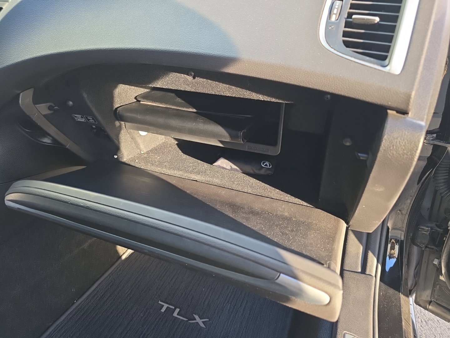 Used 2018 Acura TLX w/ Technology & A-SPEC Package FWD image 35