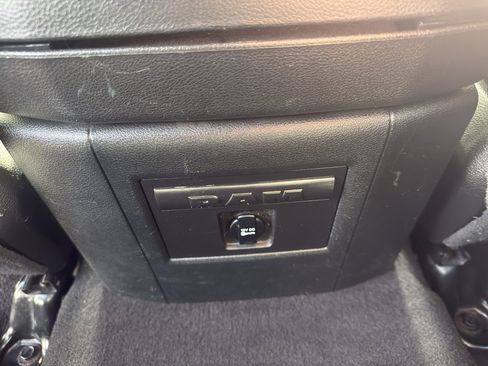 Used 2016 RAM 1500 Sport image 25