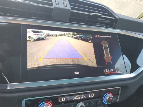 New 2025 Audi Q3 2.0T Premium image 25