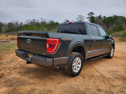 Used 2021 Ford F150 XLT w/ Equipment Group 301A Mid image 6