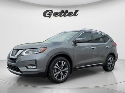 Used 2017 Nissan Rogue SL w/ SL Premium Package