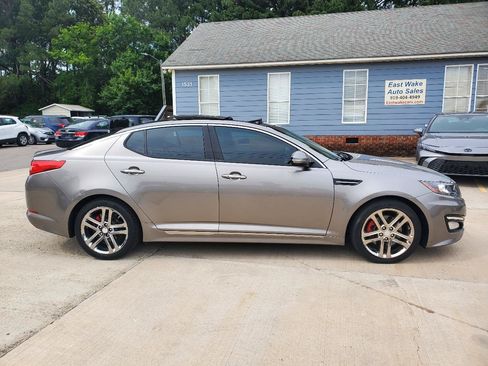 Used 2013 Kia Optima SX w/ Limited Pkg FWD image 4