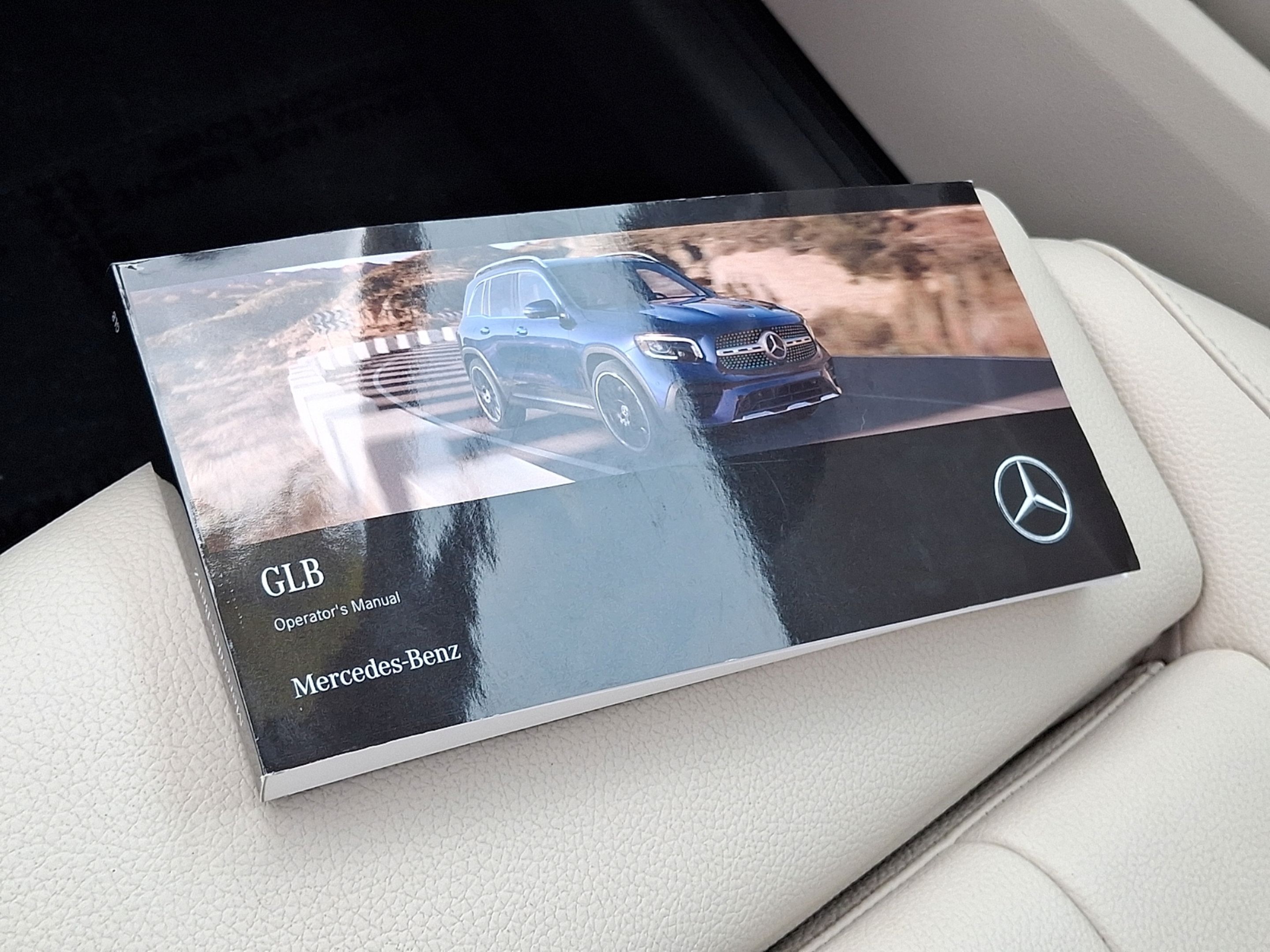 Used 2023 Mercedes-Benz GLB 250 4MATIC image 22