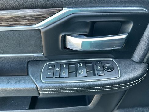 Used 2021 RAM 2500 Laramie image 11