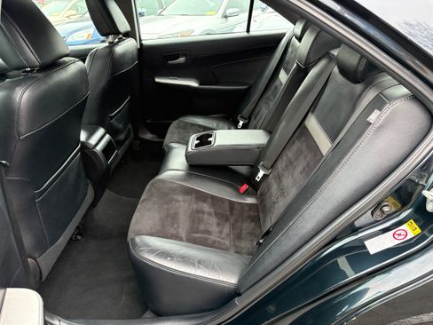 Used 2013 Toyota Camry SE w/ Leather Pkg image 13