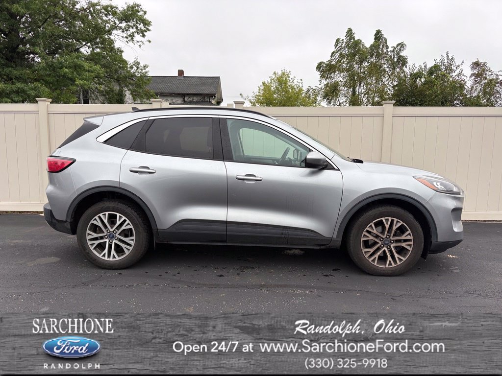 Used 2022 Ford Escape SEL w/ Class II Trailer Tow Package AWD/4WD image 1