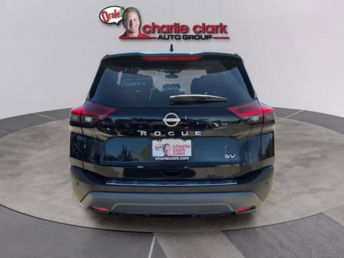 Certified 2023 Nissan Rogue SV FWD image 5