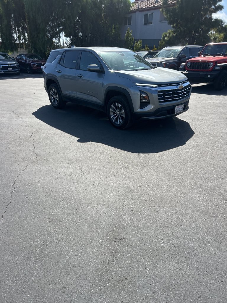 Used 2026 Chevrolet Equinox LT AWD/4WD image 5