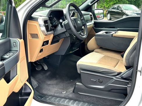 Used 2023 Ford F150 XLT RWD image 10