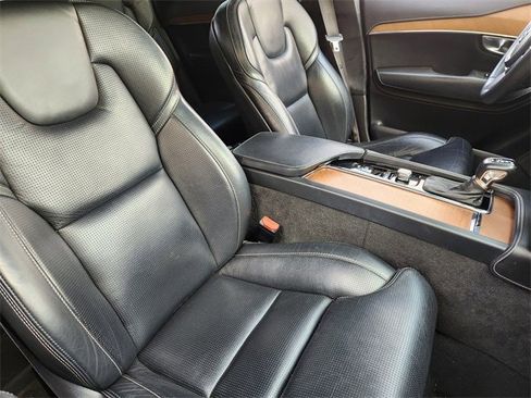 Used 2018 Volvo XC90 T6 Inscription w/ Luxury Package image 10