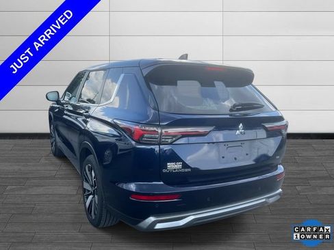 Used 2025 Mitsubishi Outlander SE FWD image 5