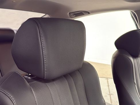 Used 2021 Honda Accord Touring image 19