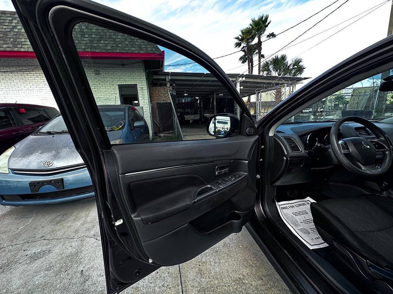 Used 2020 Mitsubishi Outlander Sport ES FWD image 10