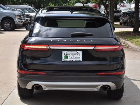 Used 2022 Lincoln Corsair FWD w/ Premium Package image 9