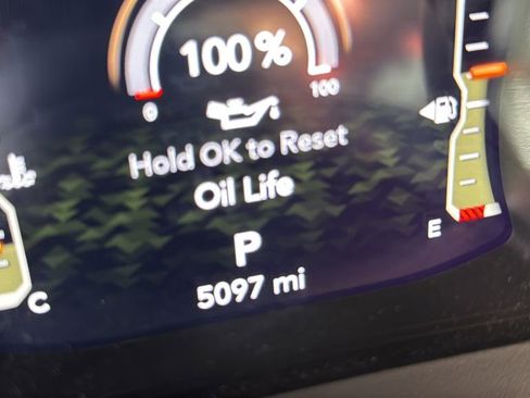 Used 2024 Jeep Wrangler Rubicon w/ Safety Group image 10