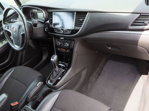 Used 2019 Buick Encore Preferred AWD/4WD image 27