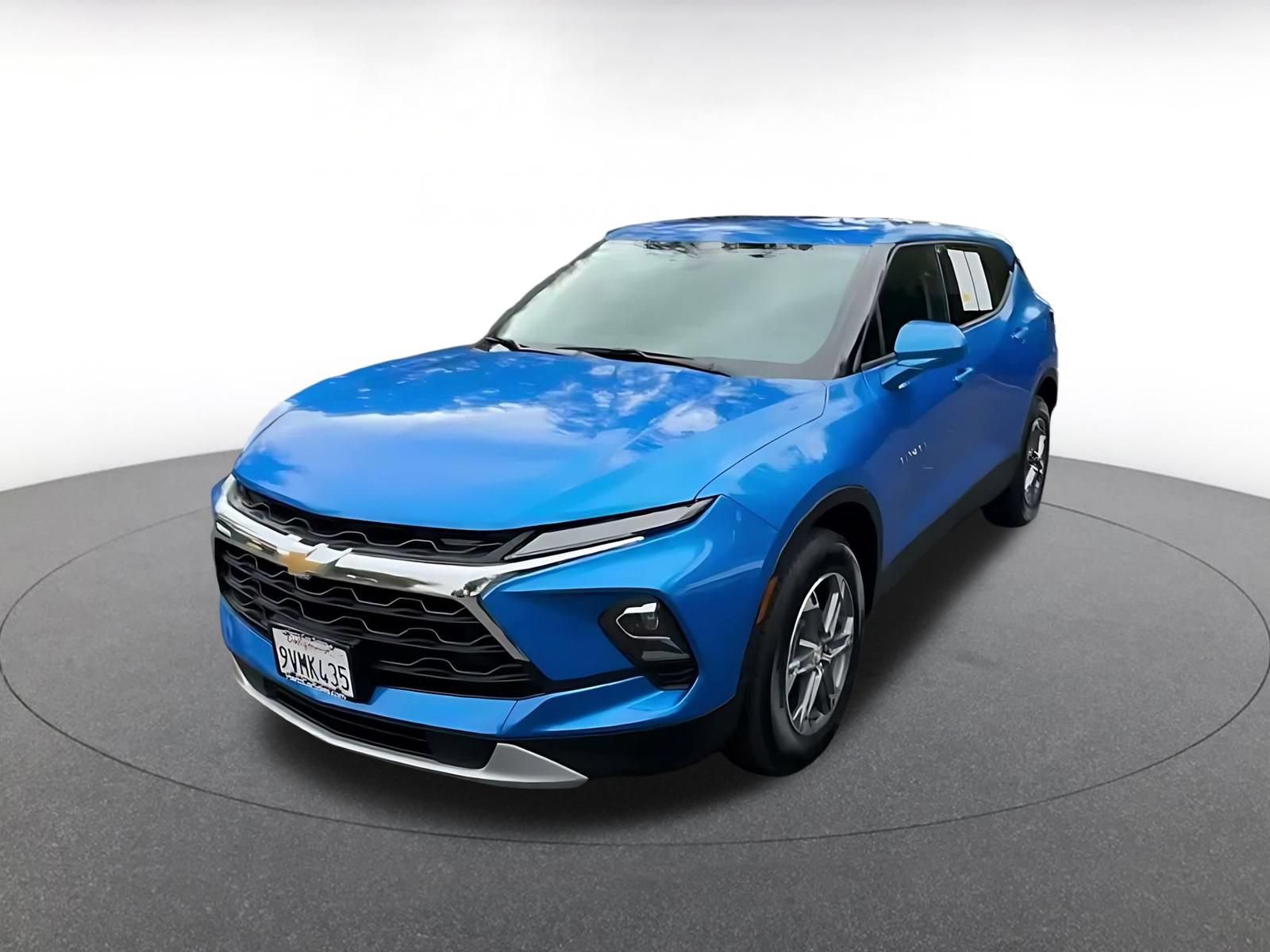Used 2026 Chevrolet Blazer LT FWD image 6