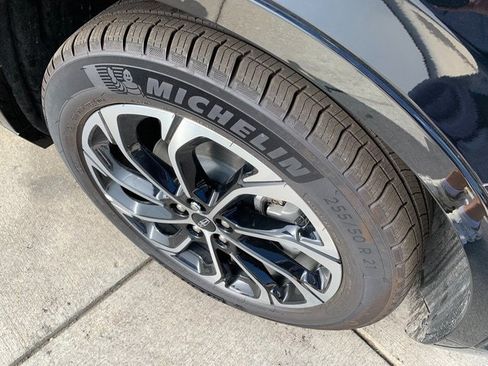New 2026 Lincoln Nautilus Reserve AWD/4WD image 10