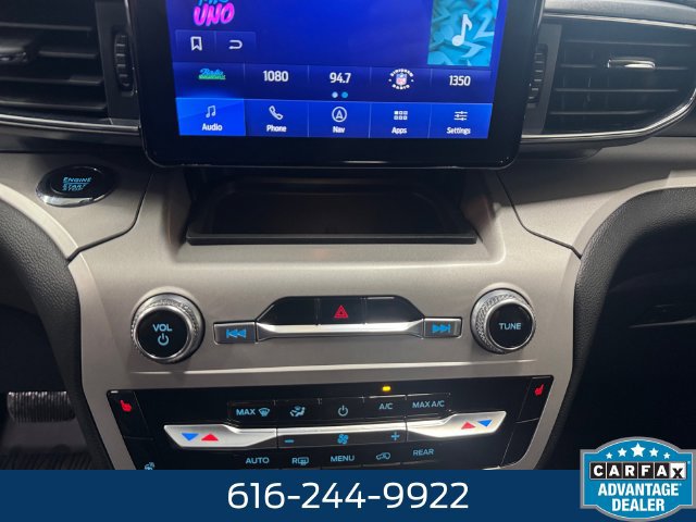 Used 2024 Ford Explorer XLT w/ Equipment Group 202A AWD/4WD image 3