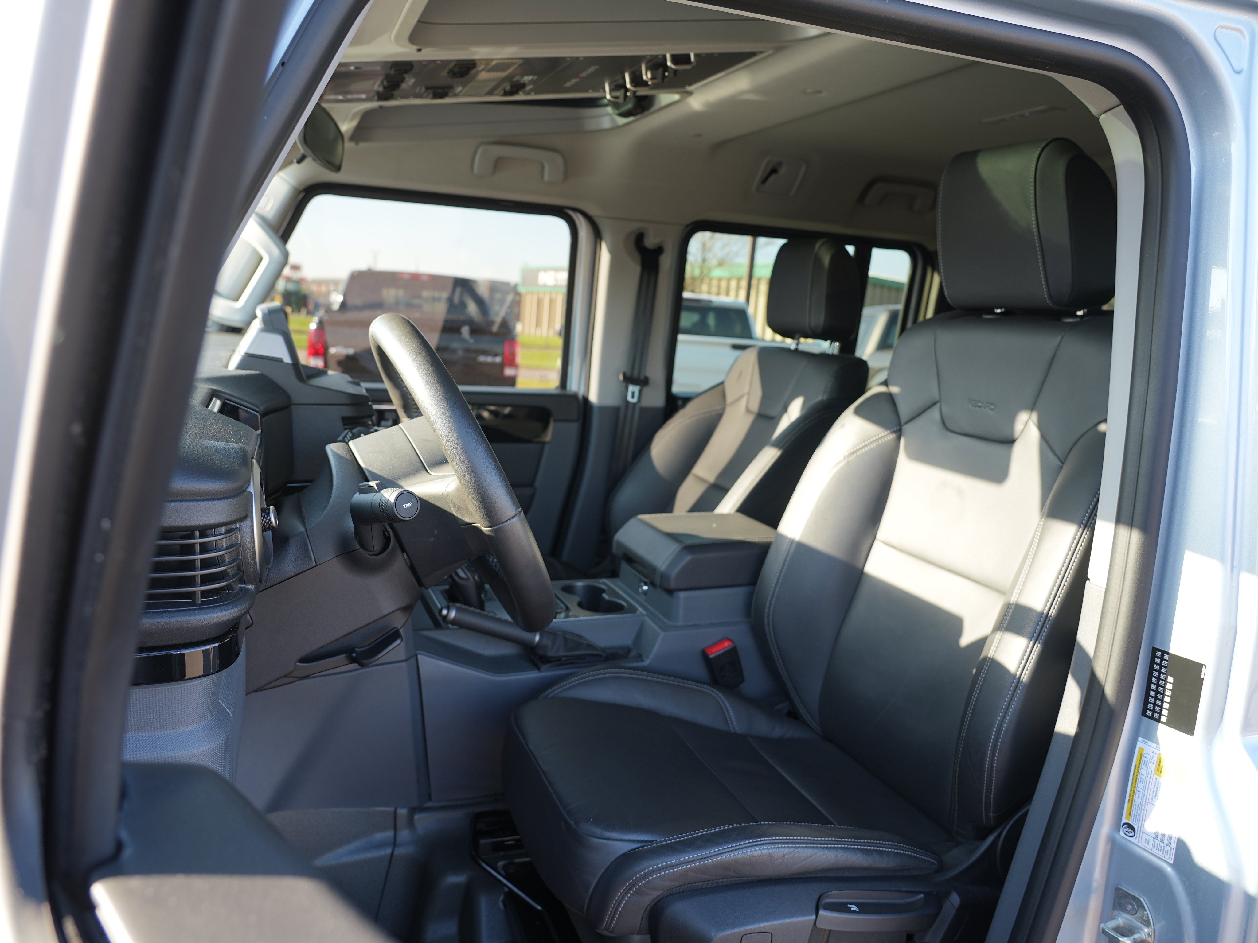 Used 2025 INEOS Grenadier Station Wagon AWD/4WD image 12