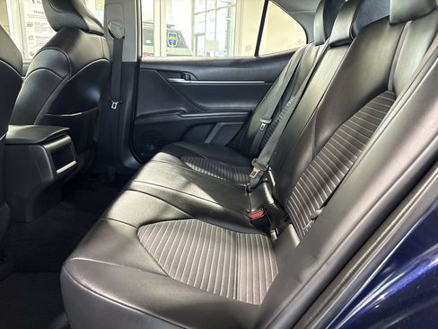Used 2022 Toyota Camry SE w/ Convenience Package FWD image 22