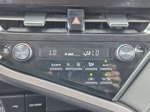 Certified 2023 Toyota Camry SE w/ Audio Upgrade Package image 30