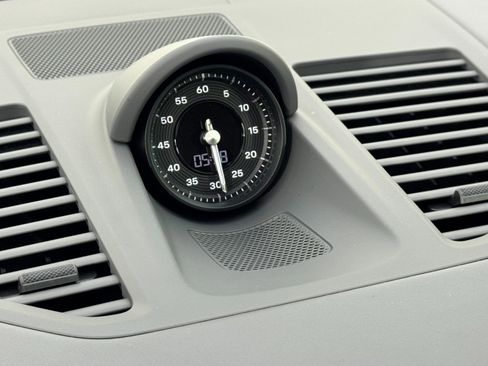 Used 2024 Porsche 911 Carrera S w/ Sport Package image 23