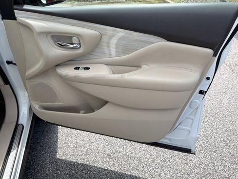 Used 2016 Nissan Murano SL FWD image 14
