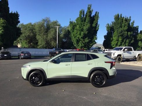 New 2025 Chevrolet Trax ACTIV w/ Driver Confidence Package image 7