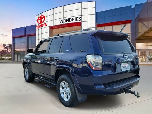 Used 2022 Toyota 4Runner SR5 Premium w/ Moonroof Package image 3