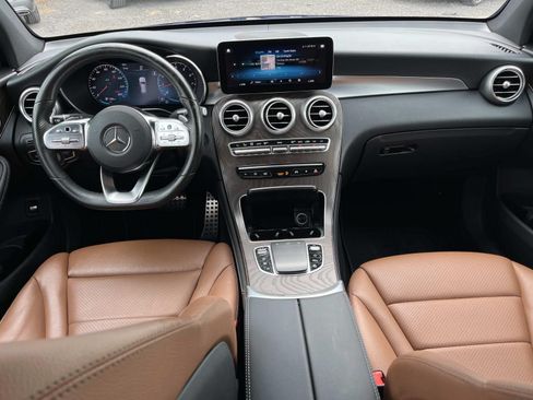 Certified 2021 Mercedes-Benz GLC 300 image 16
