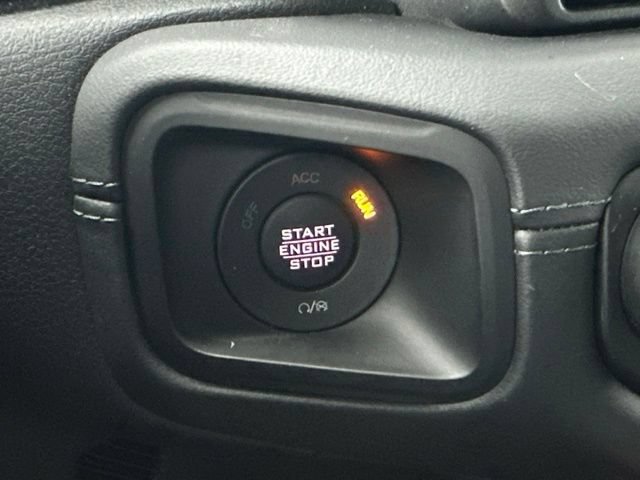 Used 2026 Jeep Wrangler Unlimited Sahara AWD/4WD image 38