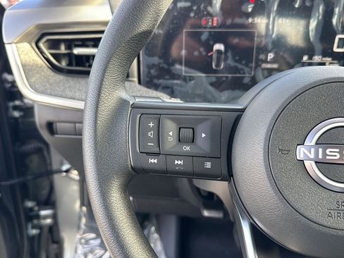 New 2026 Nissan Kicks S image 18