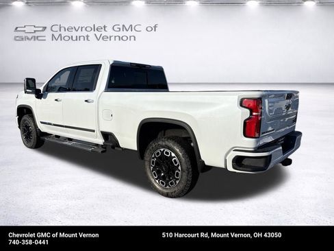 New 2026 Chevrolet Silverado 2500 High Country w/ Technology Package AWD/4WD image 3