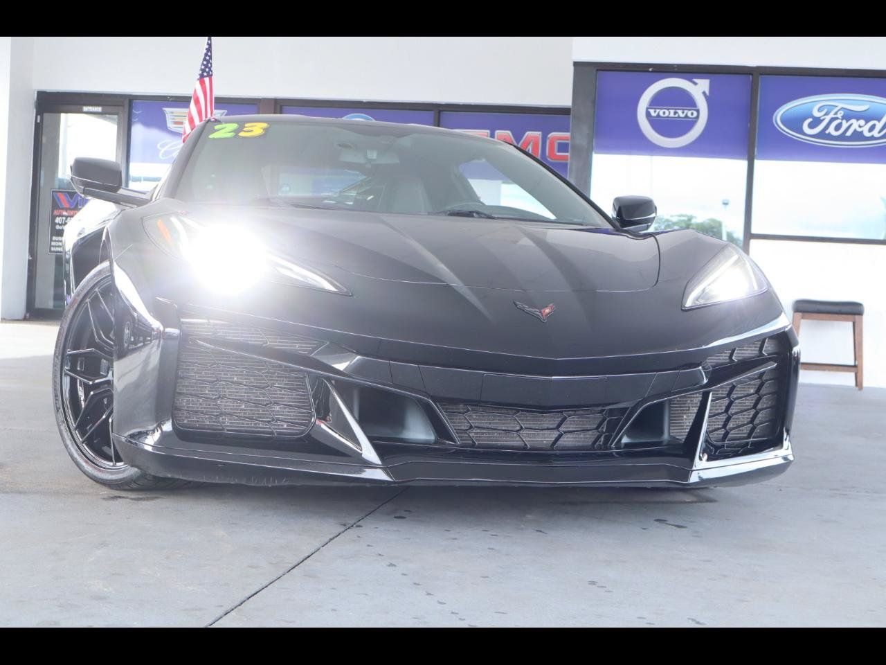 Used 2023 Chevrolet Corvette Z06 RWD image 1