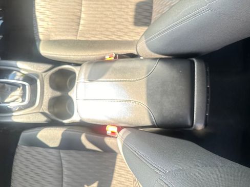 Used 2020 Nissan Rogue SV image 26