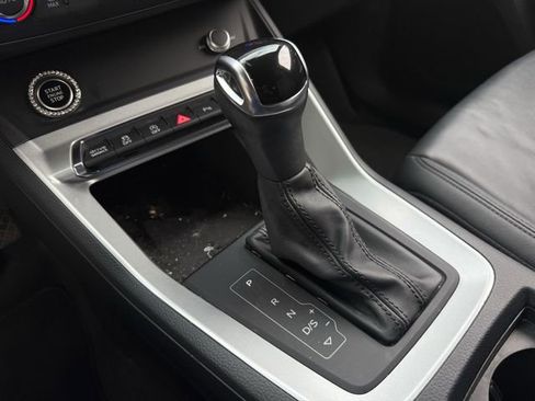 Used 2021 Audi Q3 2.0T Premium w/ Convenience Package AWD/4WD image 21