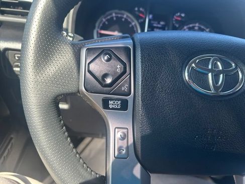 Used 2021 Toyota 4Runner Limited AWD/4WD image 24