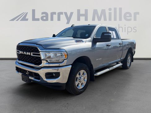 Used 2024 RAM 2500 Big Horn w/ Heated Seats & Wheel Group AWD/4WD image 1