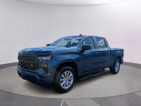 Used 2024 Chevrolet Silverado 1500 Custom AWD/4WD image 1
