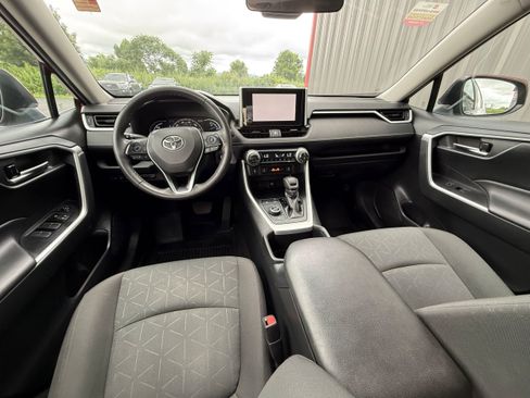 Certified 2024 Toyota RAV4 XLE w/ Convenience Package AWD/4WD image 5