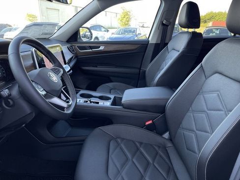 New 2026 Volkswagen Atlas SE image 14